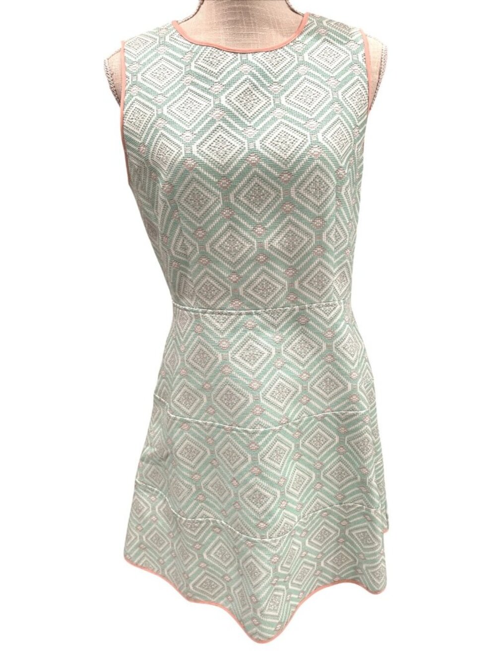 Sail To Sable Sleeveless Mint Green/Peach Geometric A-Line Dress Size 8